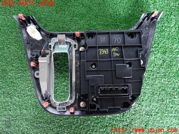 2UPJ-9233436066]キャスト アクティバ(LA250S)エアコンスイッチ1 中古_3