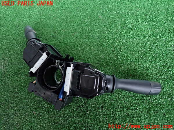 2UPJ-9233436720]キャスト アクティバ(LA250S)コンビネーションスイッチ 中古_2