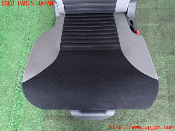 2UPJ-9233437405]キャスト アクティバ(LA250S)右リアシート 中古_2