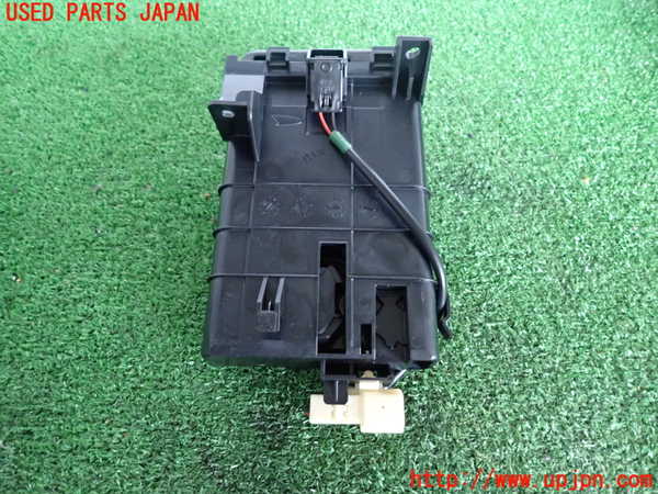 2UPJ-9233437810]キャスト アクティバ(LA250S)ドリンクホルダー 中古_3