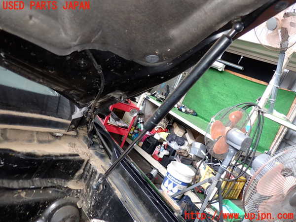 2UPJ-9233441068]クラウン マジェスタ(JZS177)ボンネットダンパー 中古_2
