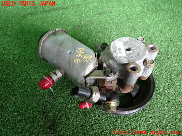 2UPJ-9233444250]クラウン マジェスタ(JZS177)パワステポンプ 中古_2