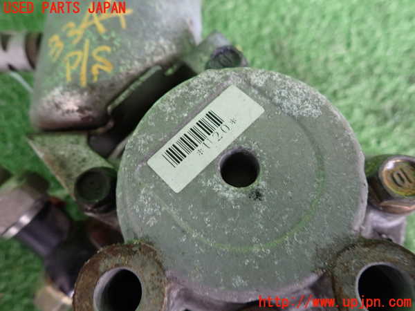 2UPJ-9233444250]クラウン マジェスタ(JZS177)パワステポンプ 中古_3