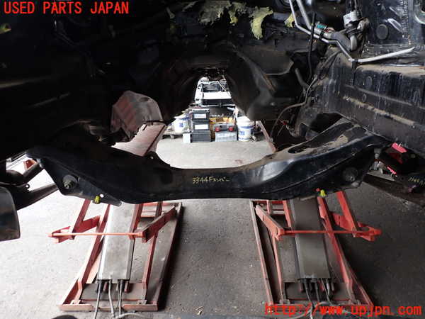 2UPJ-9233445285]クラウン マジェスタ(JZS177)フロントメンバー 中古_2