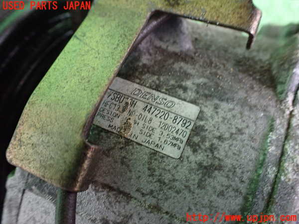 2UPJ-9233446025]クラウン マジェスタ(JZS177)エアコンコンプレッサー 中古_3