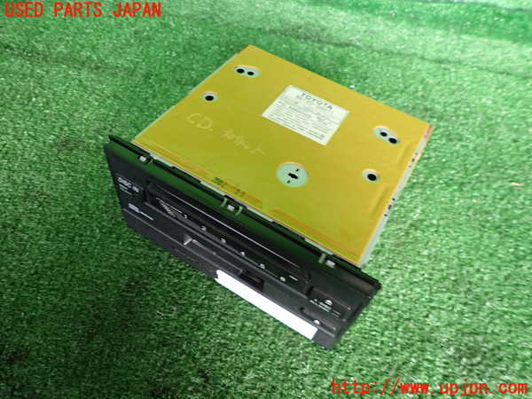 2UPJ-9233446495]クラウン マジェスタ(JZS177)CD&カセットプレイヤー 中古_2