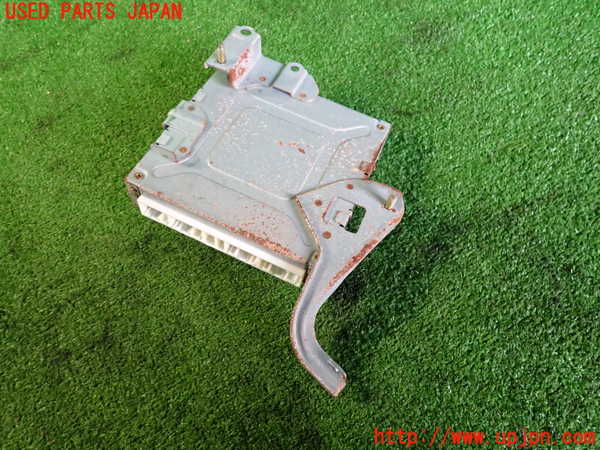 2UPJ-9233446125]クラウン マジェスタ(JZS177)ABSコンピューター 中古_2