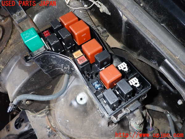 2UPJ-9233446743]クラウン マジェスタ(JZS177)ヒューズボックス3 中古_2
