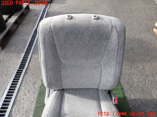 2UPJ-9233447035]クラウン マジェスタ(JZS177)運転席シート 中古_2