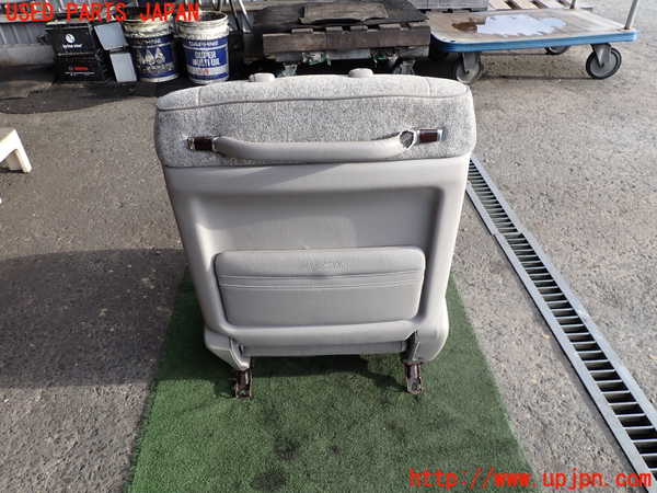 2UPJ-9233447035]クラウン マジェスタ(JZS177)運転席シート 中古_4