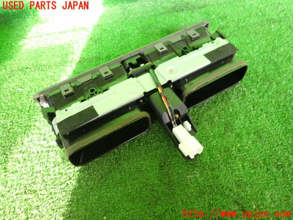 2UPJ-9233447526]クラウン マジェスタ(JZS177)エアコン吹き出し口1 (ジャンク品)(真中) 中古_4