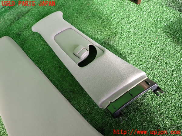 2UPJ-9233447670]クラウン マジェスタ(JZS177)左センターピラートリム 中古_2