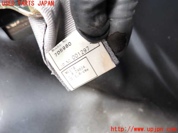 2UPJ-9233447135]クラウン マジェスタ(JZS177)真中2列目シートベルト 中古_2