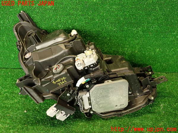 2UPJ-9233451132]レクサス・IS300h(AVE30)左ヘッドライト LED 中古_4
