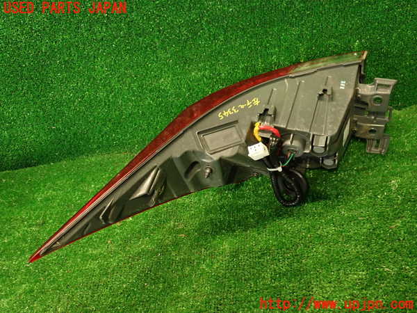 2UPJ-9233451536]レクサス・IS300h(AVE30)左テールランプ 中古_4