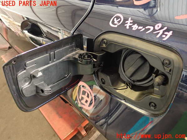 2UPJ-9233451690]レクサス・IS300h(AVE30)フューエルリッド 中古_3