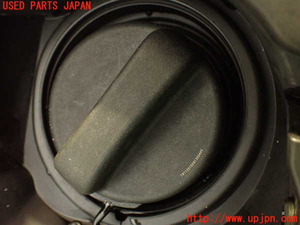 2UPJ-9233451690]レクサス・IS300h(AVE30)フューエルリッド 中古_4