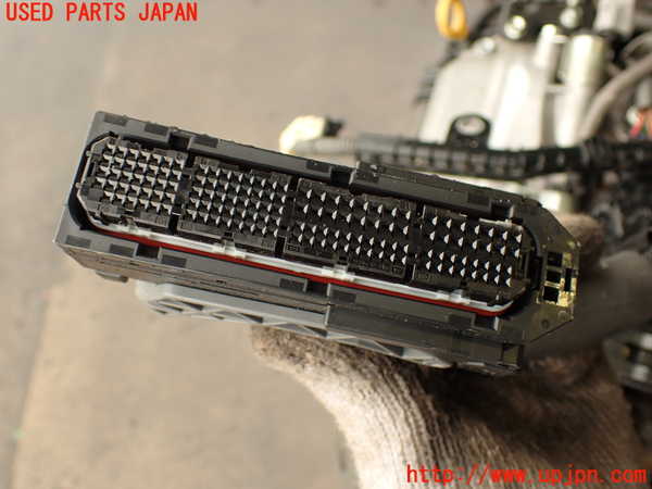 2UPJ-9233452010]レクサス・IS300h(AVE30)エンジン 2AR-FSE 中古_3