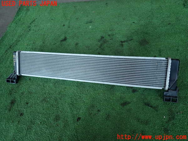 2UPJ-9233452322]レクサス・IS300h(AVE30)ラジエーター2 中古_4