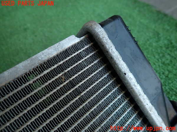 2UPJ-9233452322]レクサス・IS300h(AVE30)ラジエーター2 中古_5