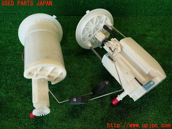 2UPJ-9233452510]レクサス・IS300h(AVE30)燃料ポンプ 中古_2