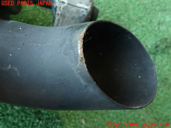 2UPJ-9233452671]レクサス・IS300h(AVE30)リアマフラー1 中古_2