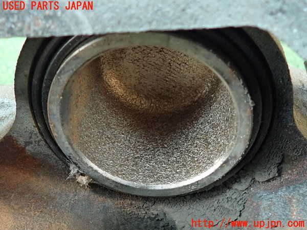 2UPJ-9233454085]レクサス・IS300h(AVE30)左フロントキャリパー 中古_4