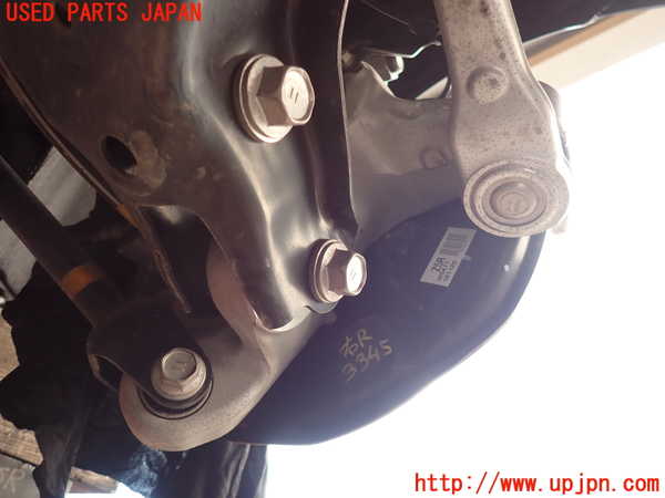 2UPJ-9233454300]レクサス・IS300h(AVE30)右リアナックルハブ 中古_2