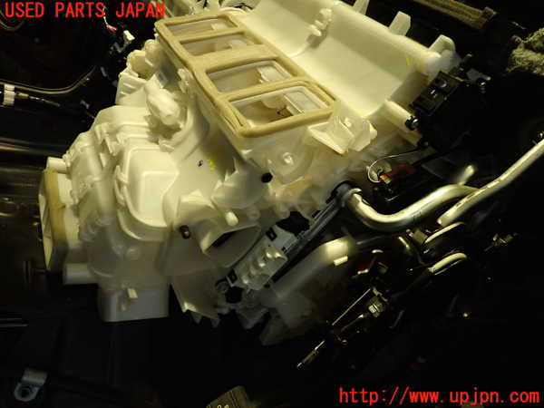 2UPJ-9233456081]レクサス・IS300h(AVE30)エバポレーター1 中古_2