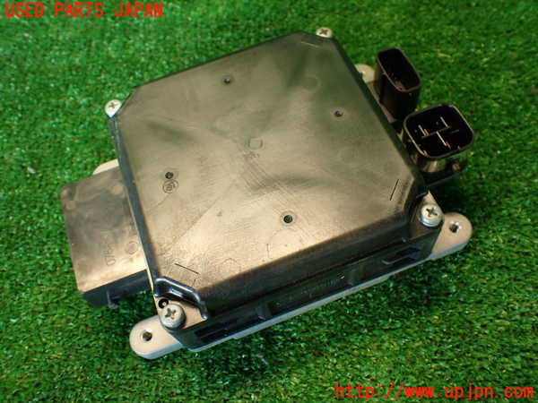 2UPJ-9233456135]レクサス・IS300h(AVE30)パワステコンピューター 中古_2