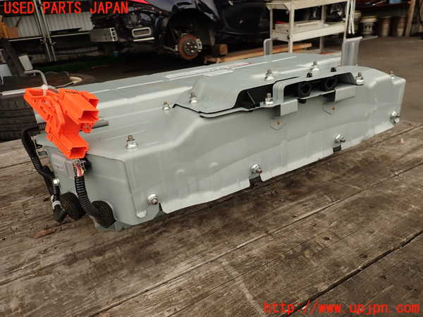 2UPJ-9233456911]レクサス・IS300h(AVE30)ハイブリッドバッテリー1 中古_2