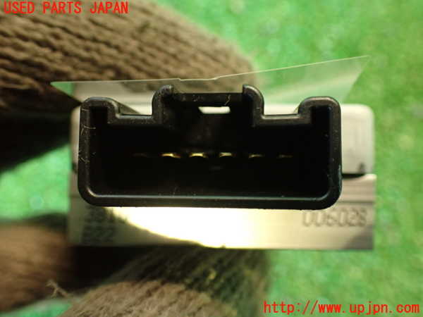 2UPJ-9233456156]レクサス・IS300h(AVE30)コンピューター11 (FUEL PUMP CONTROL) 中古_3