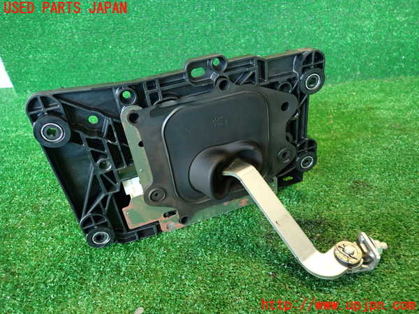 2UPJ-9233457555]レクサス・IS300h(AVE30)ATシフトレバー 中古_3