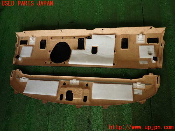 2UPJ-9233457761]レクサス・IS300h(AVE30)トノカバー1 中古_4