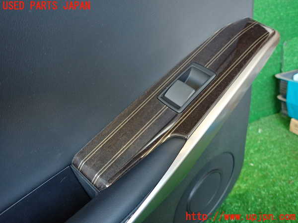 2UPJ-9233451324]レクサス・IS300h(AVE30)左後ドア内張り 中古_3