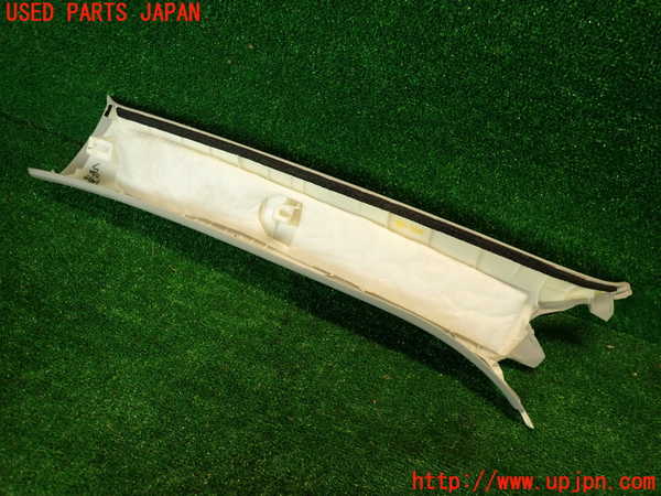 2UPJ-9233457655]レクサス・IS300h(AVE30)右フロントピラートリム 中古_4