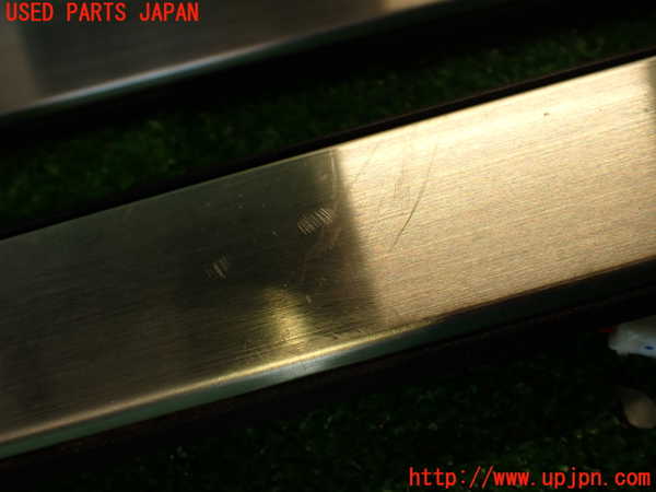 2UPJ-9233457740]レクサス・IS300h(AVE30)スカッフプレート 中古_3
