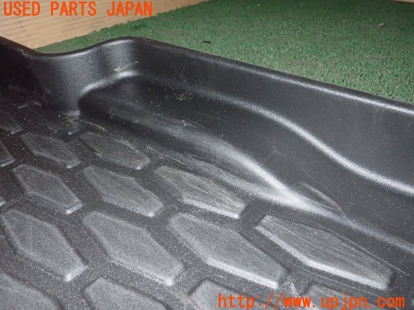 3UPJ=9233460634]ジャガー XF(JB2GA X260)純正 GX6M-N19E523-AA ラゲッジマット ラゲッジトレイ リアトランクカーゴ 中古_2