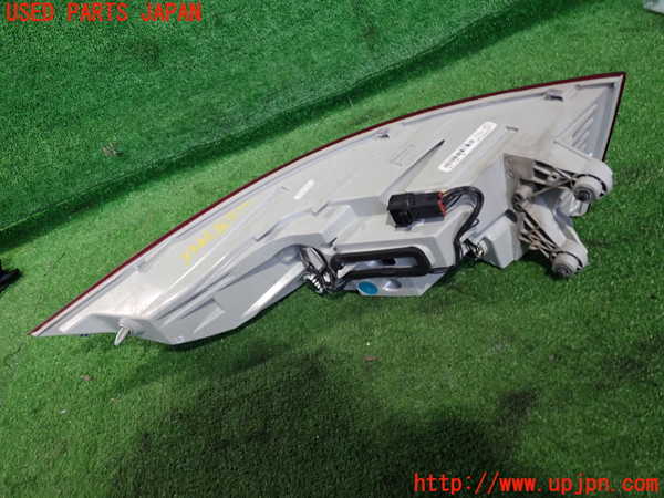 2UPJ-9233461536]ジャガー・XF(JB2GA)左テールランプ 中古_2