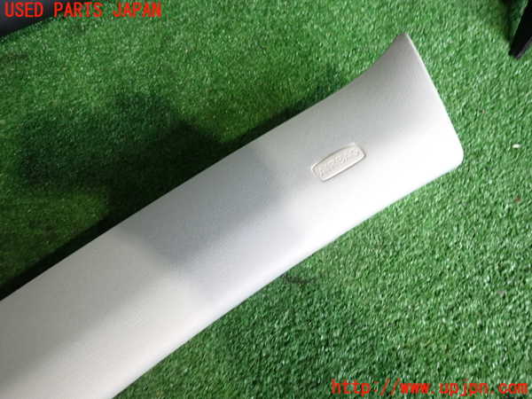 2UPJ-9233467660]ジャガー・XF(JB2GA)左フロントピラートリム 中古_2