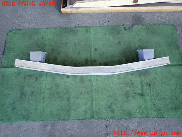 2UPJ-9233471614]アクア(AQUA)(NHP10)リアバンパーホースメント 中古_2