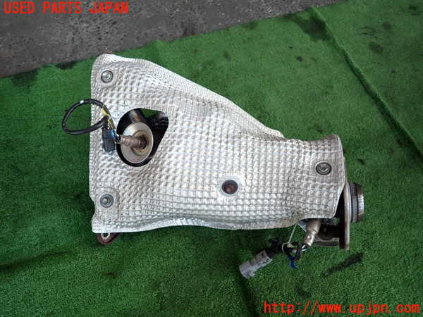 2UPJ-9233472661]アクア(AQUA)(NHP10)触媒1 中古_2