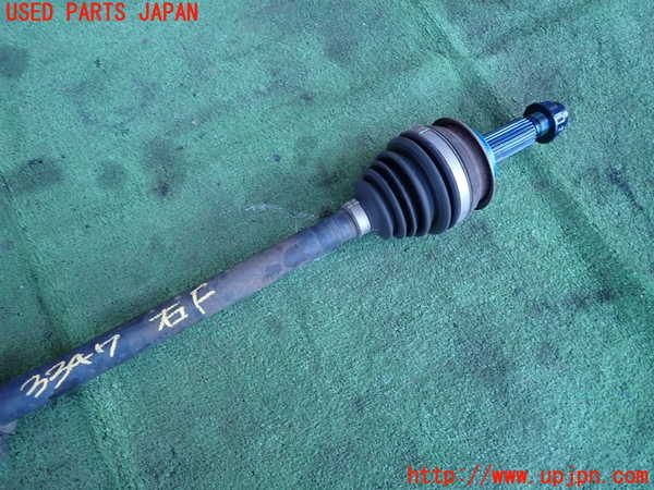 2UPJ-9233474010]アクア(AQUA)(NHP10)右フロントドライブシャフト 中古_2