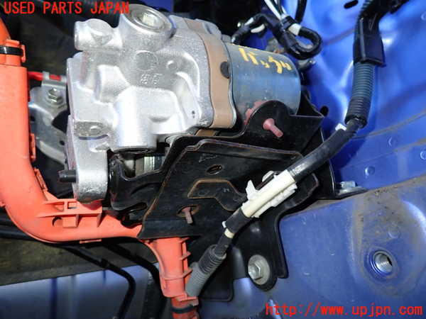 2UPJ-9233474055]アクア(AQUA)(NHP10)ブレーキマスターバック 中古_3