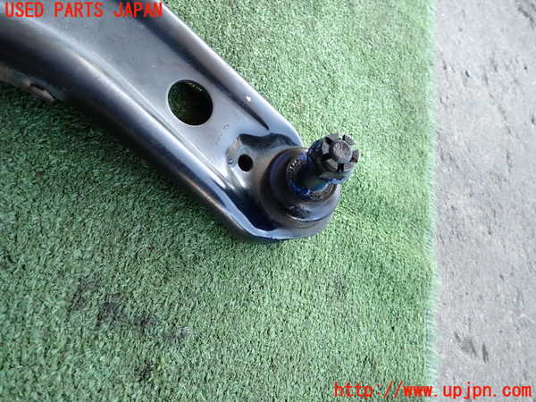 2UPJ-9233475176]アクア(AQUA)(NHP10)右フロントロアアーム1 中古_2