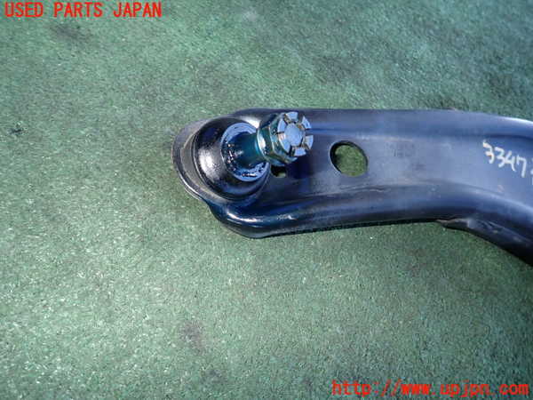 2UPJ-9233475186]アクア(AQUA)(NHP10)左フロントロアアーム1 中古_2