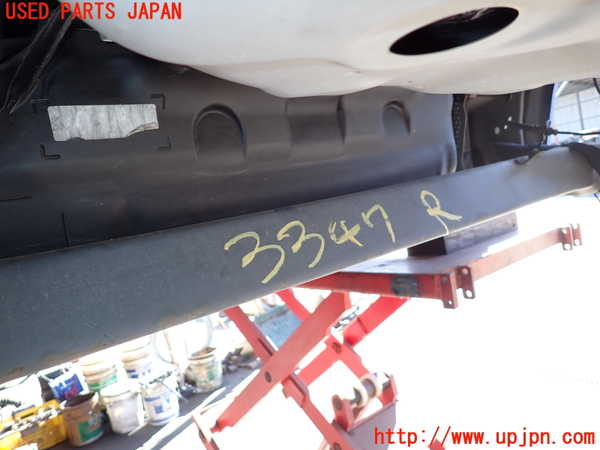 2UPJ-9233475380]アクア(AQUA)(NHP10)リアアクスルビーム 中古_4