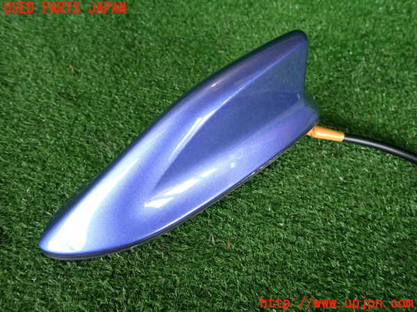 2UPJ-9233476550]アクア(AQUA)(NHP10)アンテナ 中古_2