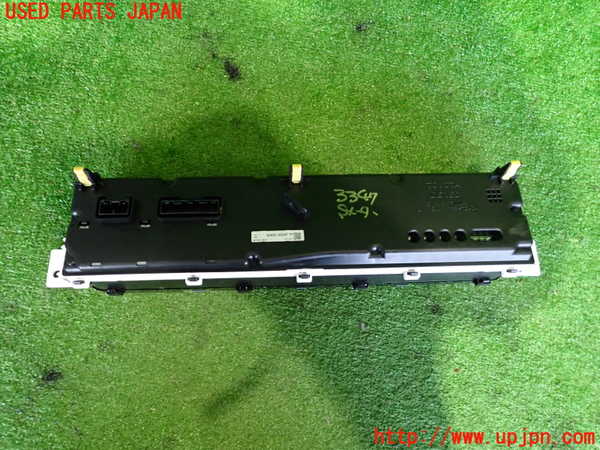 2UPJ-9233476170]アクア(AQUA)(NHP10)スピードメーター 中古_2