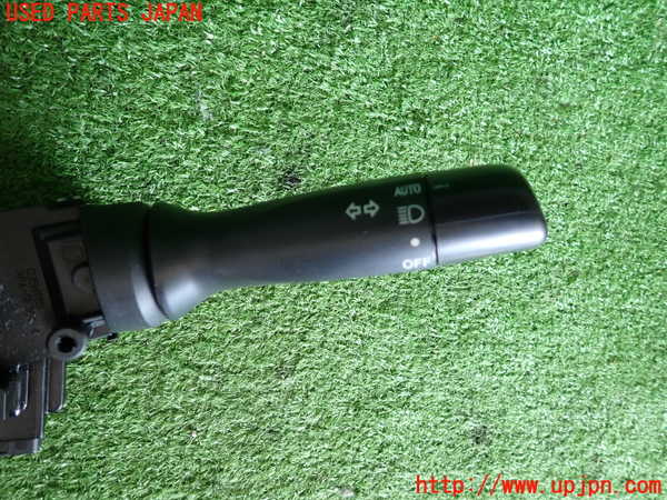 2UPJ-9233476720]アクア(AQUA)(NHP10)コンビネーションスイッチ 中古_2